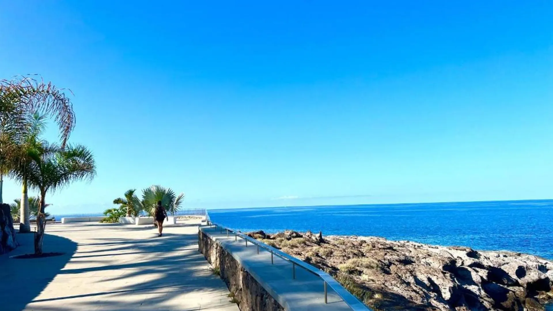 Sol Paraiso 2 Bedrooms Apartment アデヘ