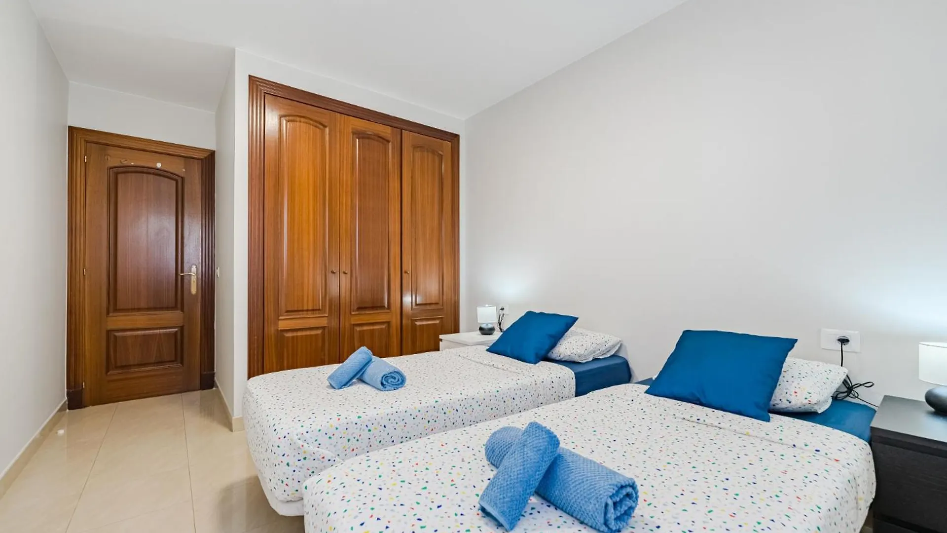 Sol Paraiso 2 Bedrooms Apartment アデヘ
