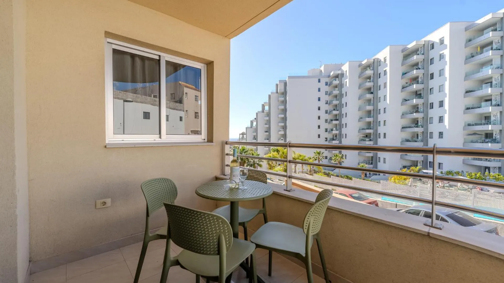 Sol Paraiso 2 Bedrooms Apartment アデヘ